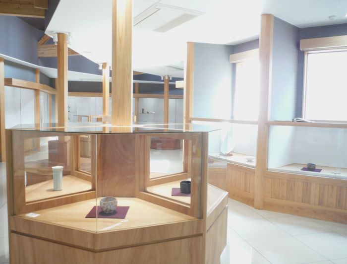 「美濃焼 多彩なやきものの表情」展